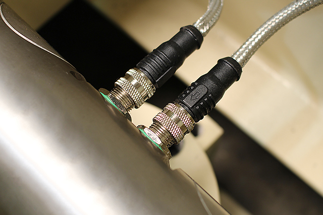 Plug-and-play digital load cell cable connectors for Cardinal Scale’s SmartCells